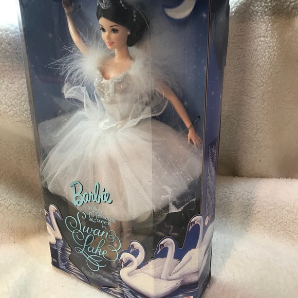 1997 NIB Swan Queen Barbie Doll - Picture 4 of 7